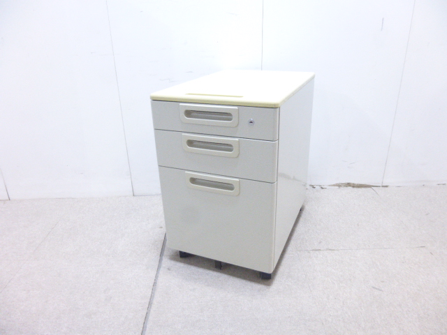 プラス/ニューグレー/3段ワゴン/【中古】