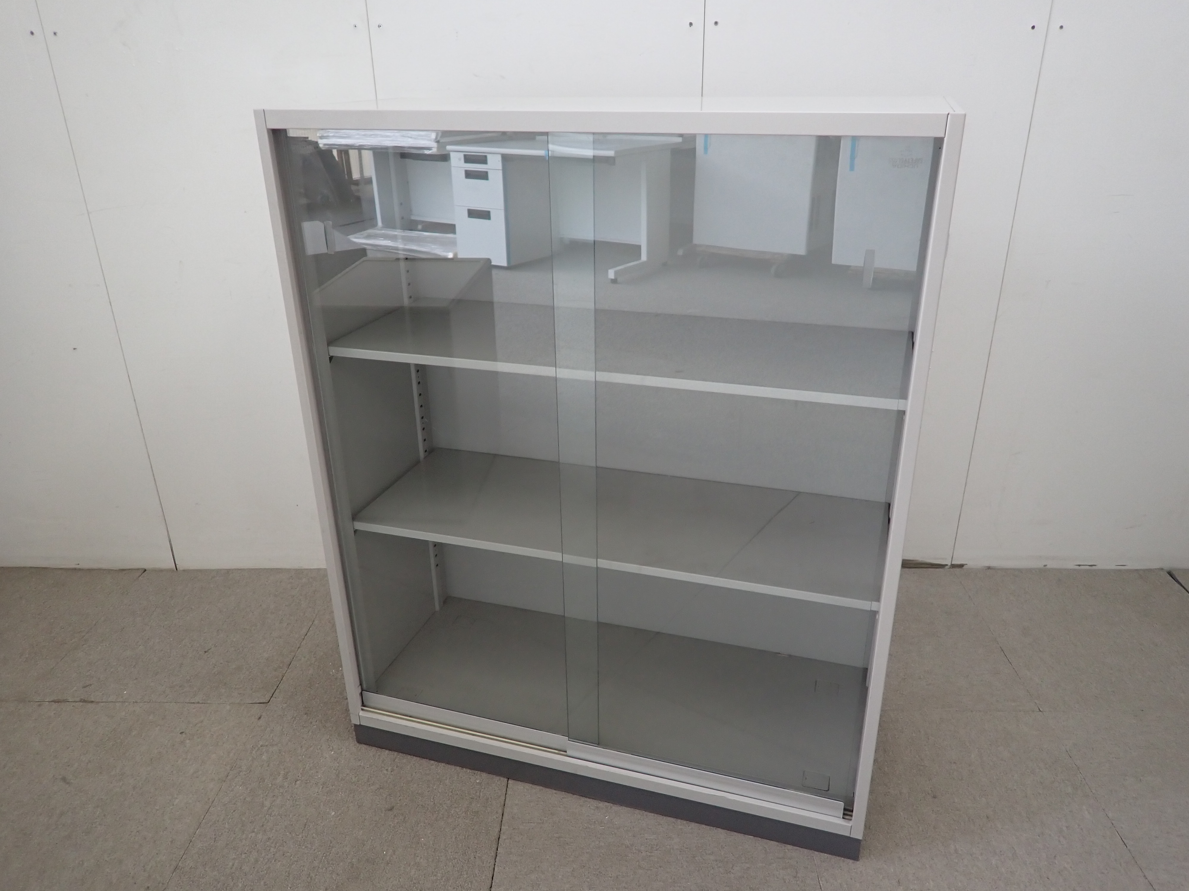 ウチダ/ニューグレー/引違キャビネット/ガラス戸