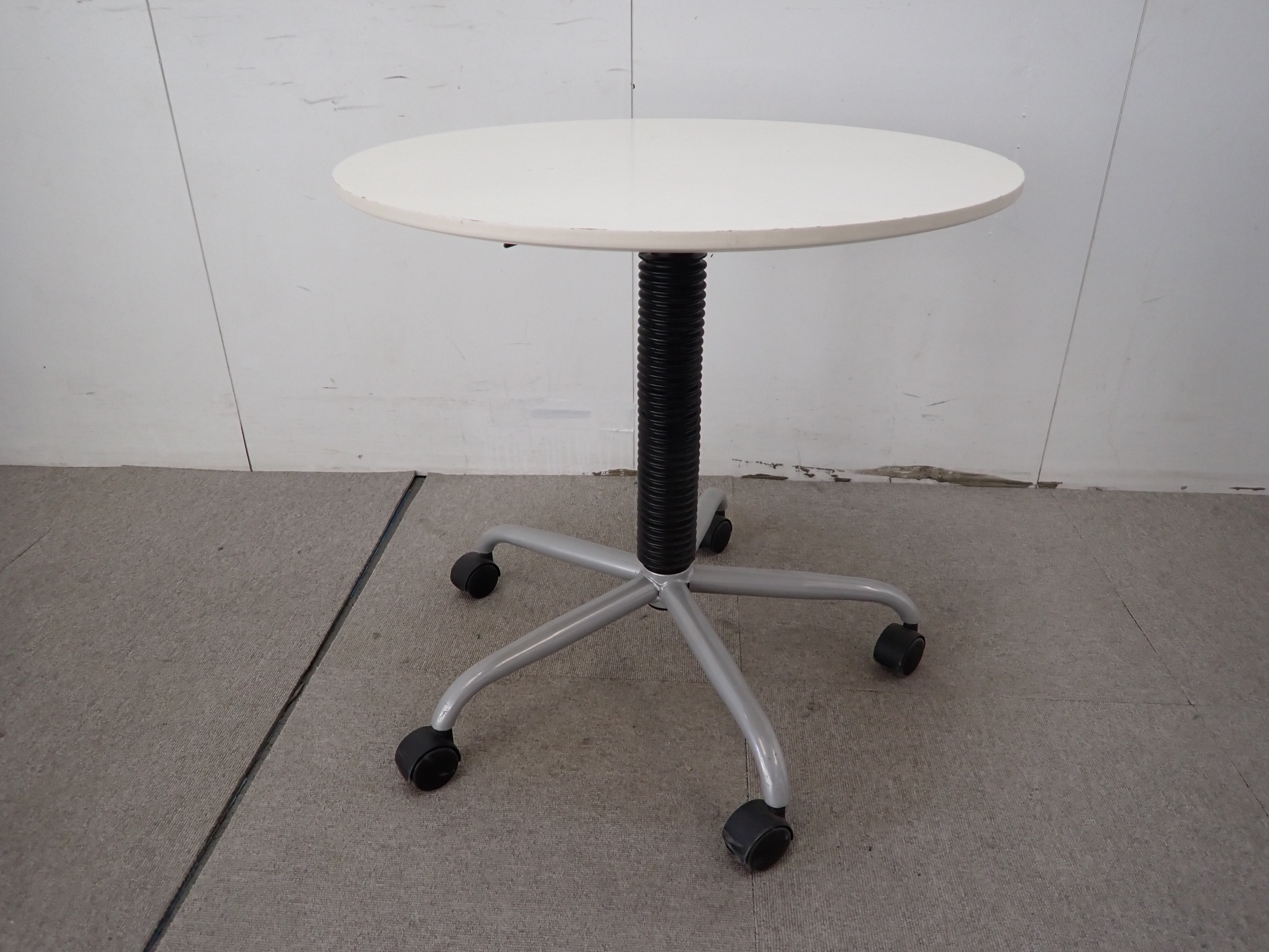 ホワイト/丸テーブル/昇降式/【中古】/