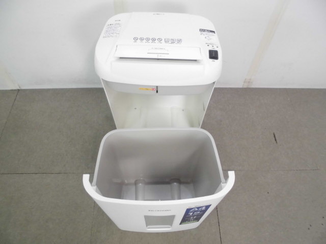 シュレッダー / ホワイト / アイリスオーヤマ / OF1