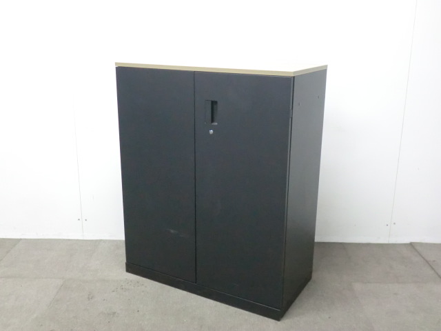 イトーキ / ブラック / 【中古】 両開きキャビネット