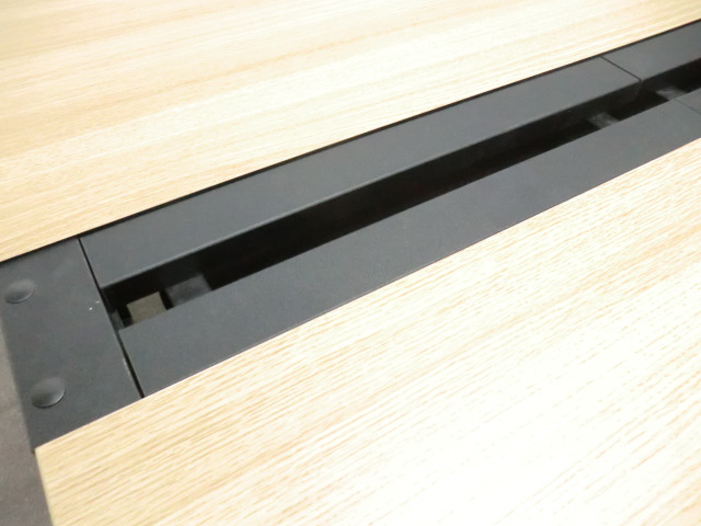 フリーアドレス / 木目調 / 【中古】