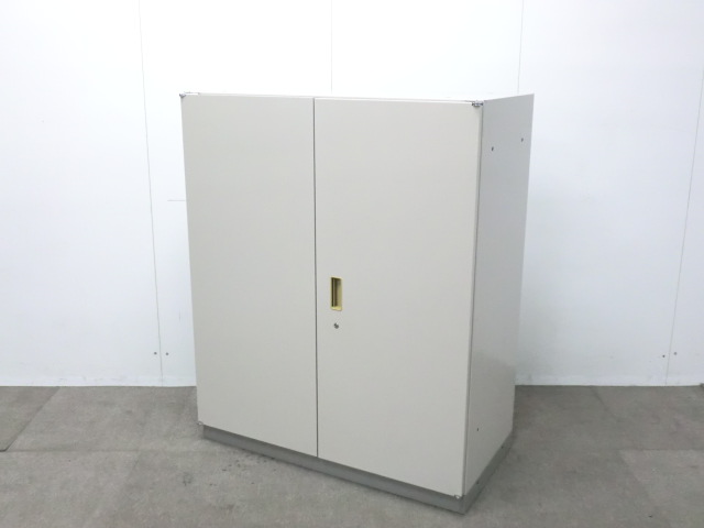 イトーキ/シンライン/ニューグレー/中古　両開きキャビネット