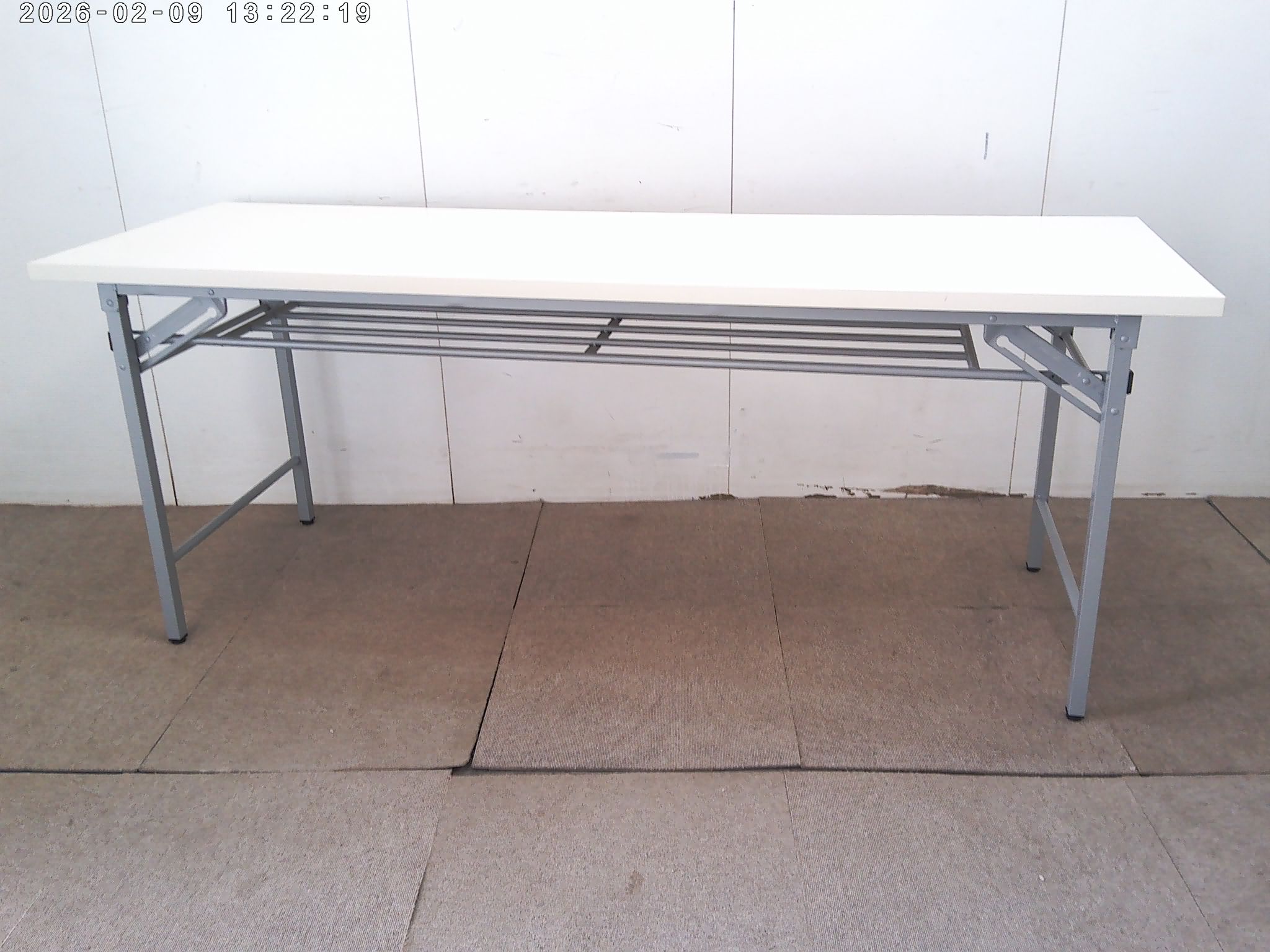 アイリスチトセ/ホワイト/折り畳みテーブル/