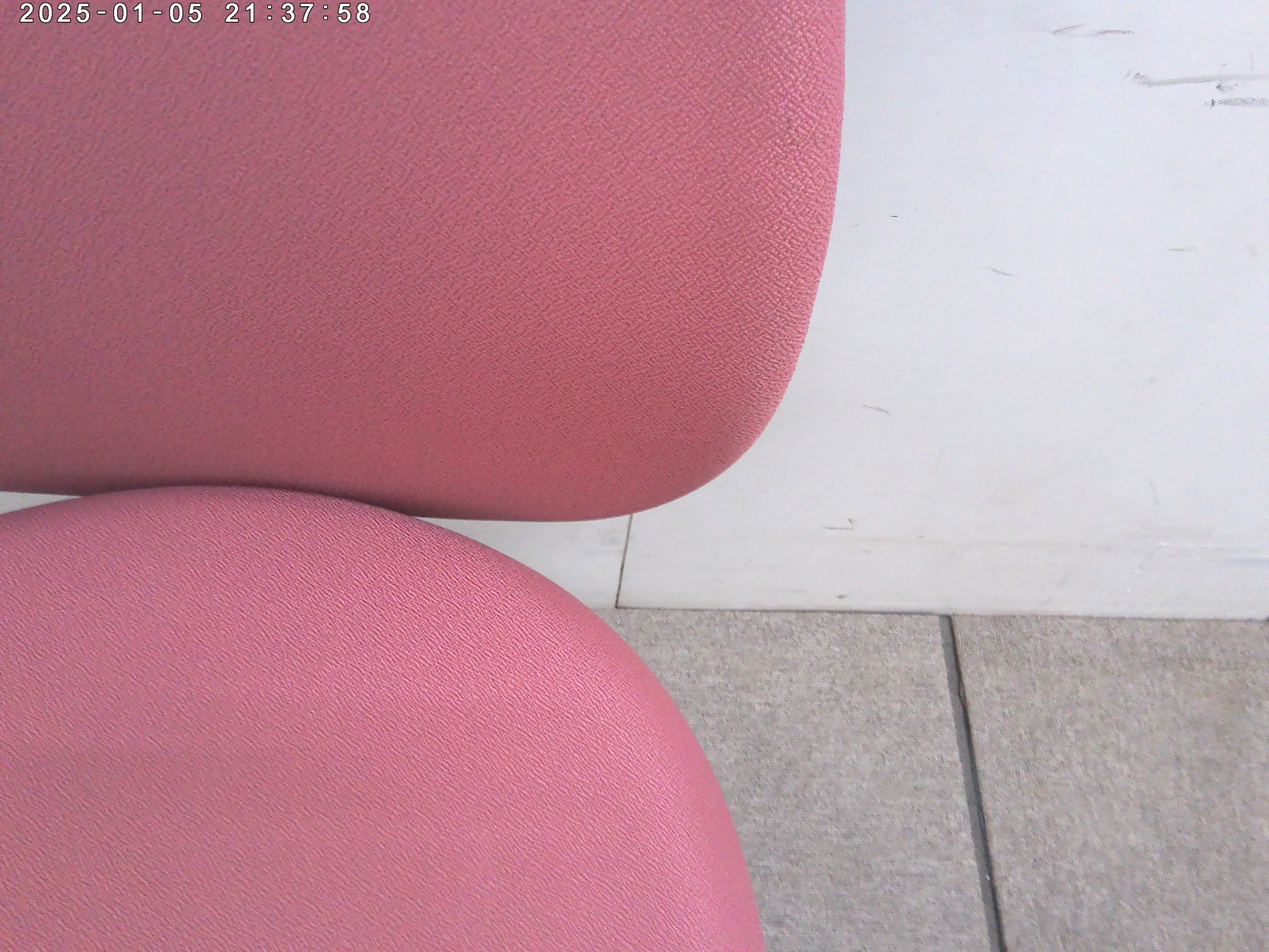 コクヨ/ピンク/OAチェア/肘無し/【中古】