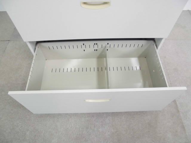 ライオン / ニューグレー / 上下連結キャビネット