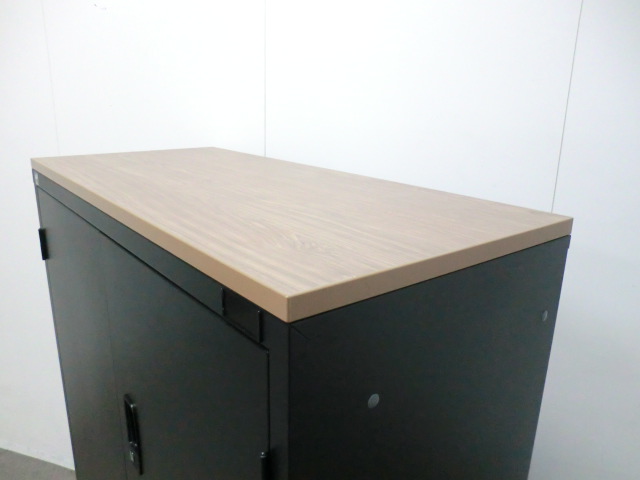 生興 / ブラック / 【中古】 両開きキャビネット