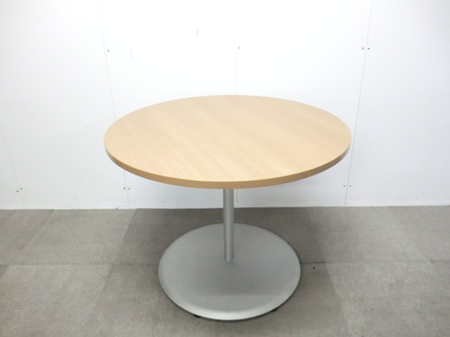 オカムラ / 木目調 / 丸テーブル