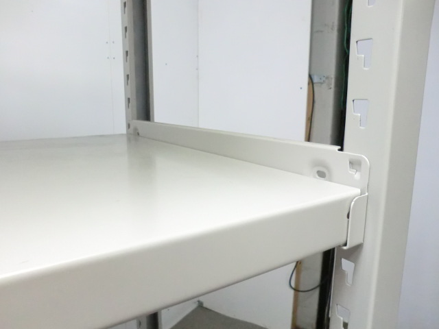 中軽量棚 / ニューグレー / 天地4段 【中古】