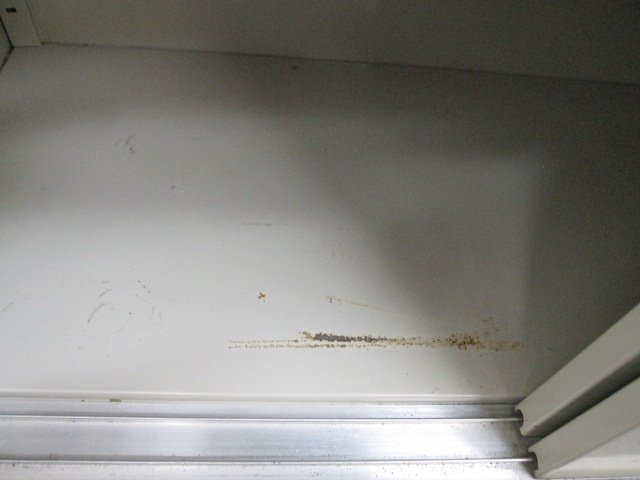 ニューグレー/引違いキャビネット/【中古】