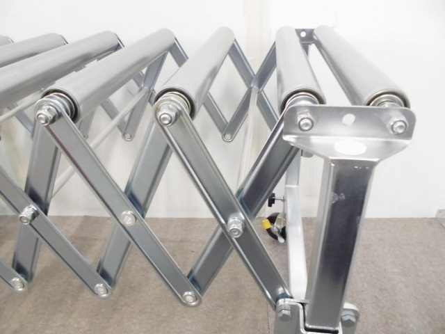 ローラーコンベア / キャスター付き / シルバー