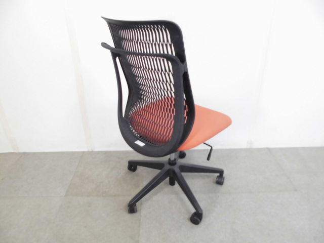 ウチダ / AJチェア / オレンジ / 肘無し