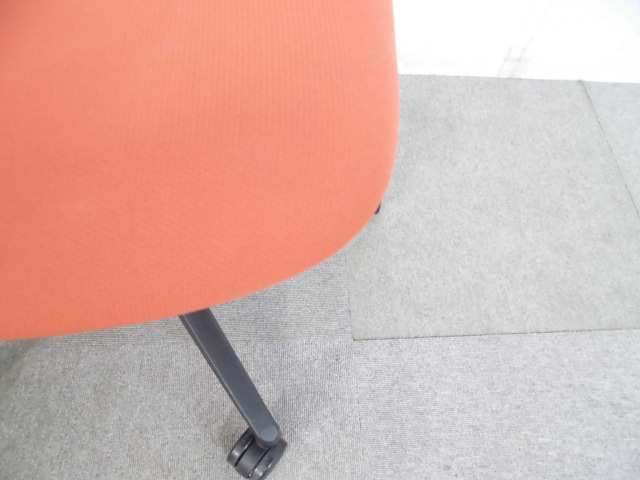 ウチダ / AJチェア / オレンジ / 肘無し