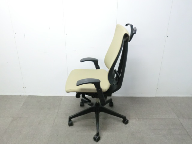 イトーキ/セレーオ/ ベージュ / 【中古】 OAチェア肘有