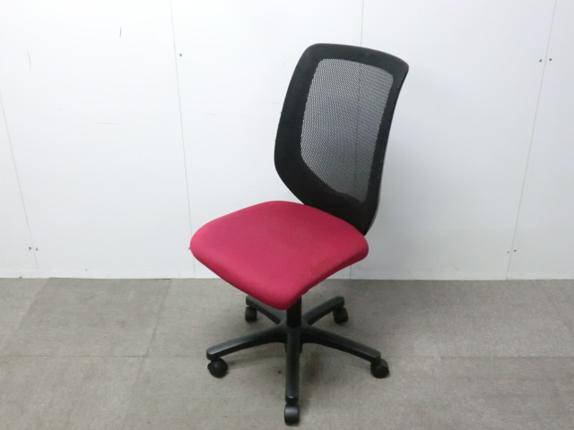 イトーキ/コルト / レッド / 【中古】 ＯＡチェア肘無し