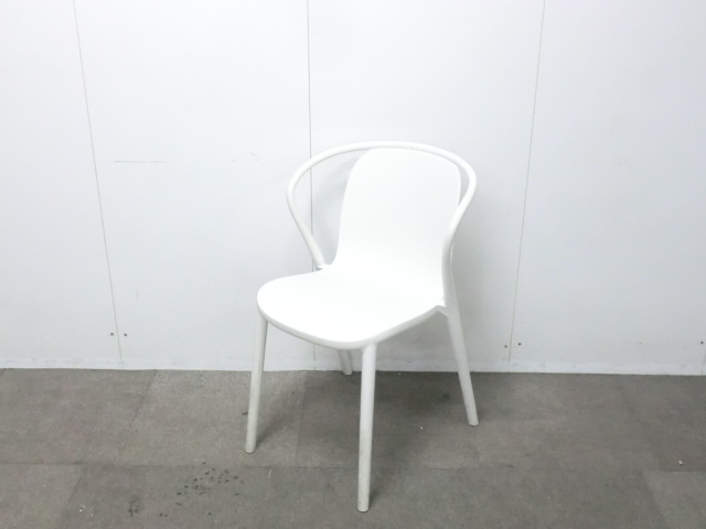 スタッキングチェア / ホワイト / 【中古】