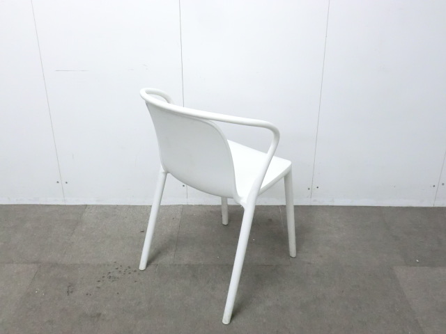 スタッキングチェア / ホワイト / 【中古】