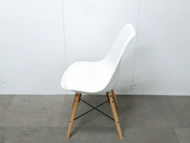 ミーティングチェア / ホワイト / 【中古】