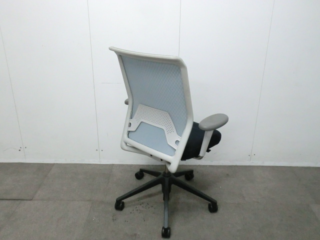 Vitra/ ID / グレー / 【中古】 OAチェア肘有