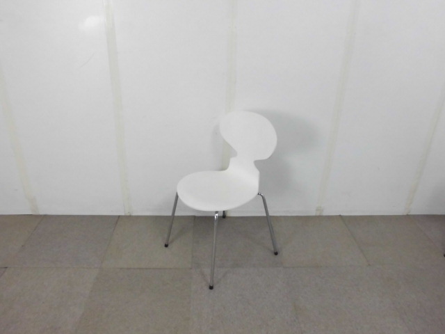 スタッキングチェア / ホワイト