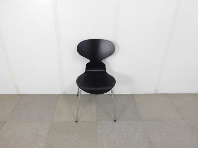 スタッキングチェア / ブラック