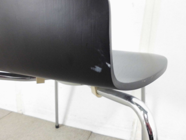 スタッキングチェア / ブラック