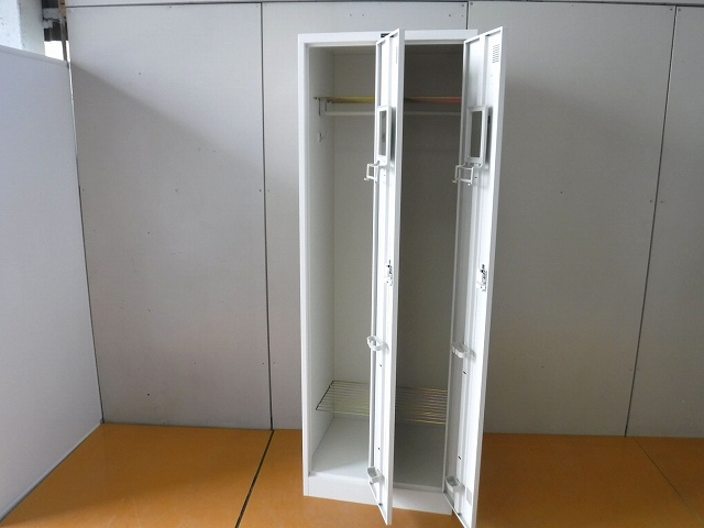 ウチダ/ホワイト/2人用ロッカー/【中古】