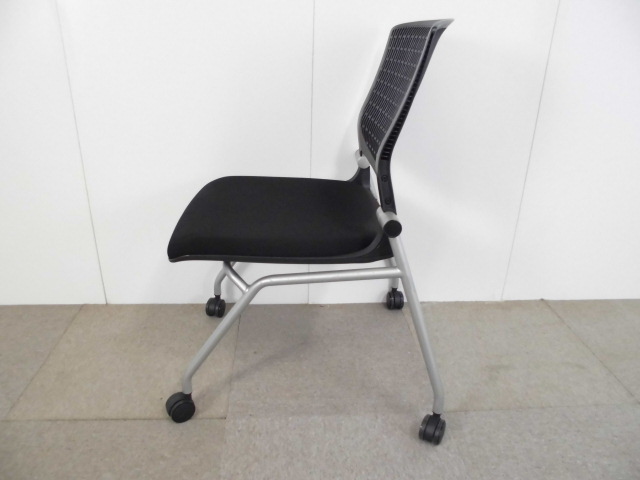 オカムラ / グラータ / ブラック / カートチェア