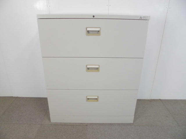 オカムラ /42 / ニューグレー / 3段ラテラル