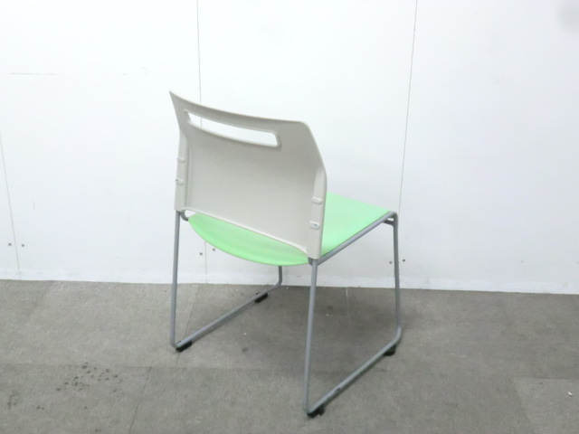 スタッキングチェア / ライトグリーン / 【中古】