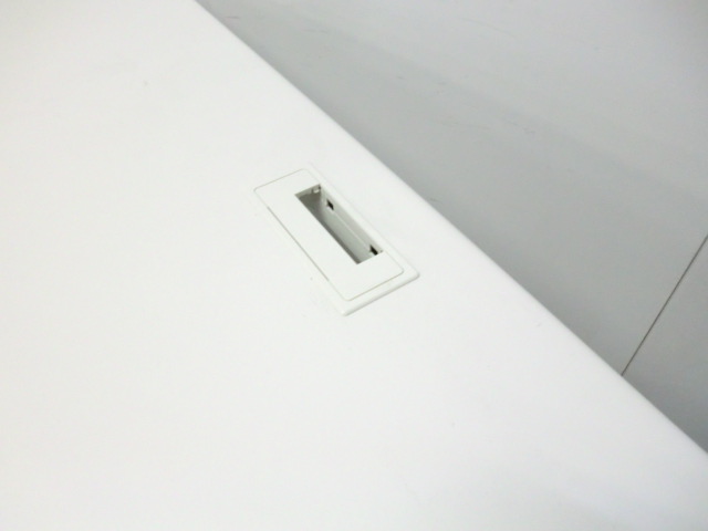 プラス / LEED / ホワイト / 【中古】 片袖デスク