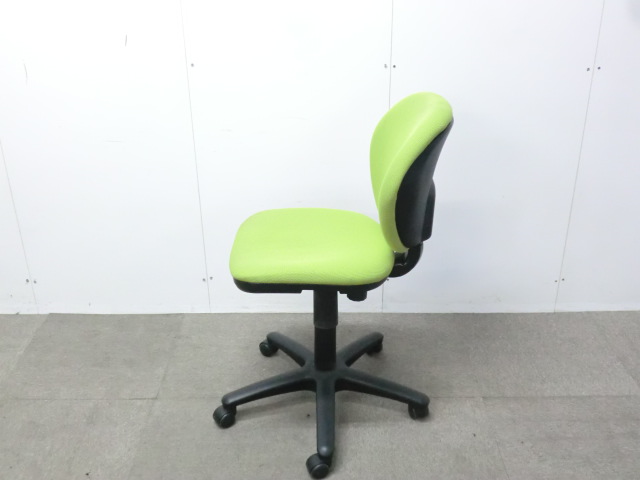 OAチェア / ライトグリーン / 【中古】 肘有