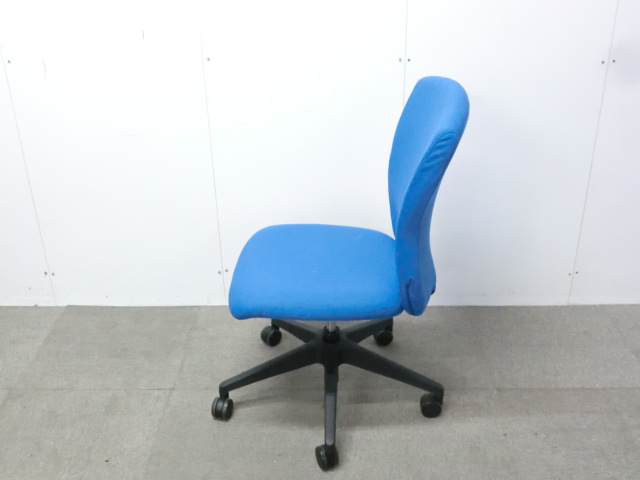 OAチェア / ブルー / 【中古】 肘無し
