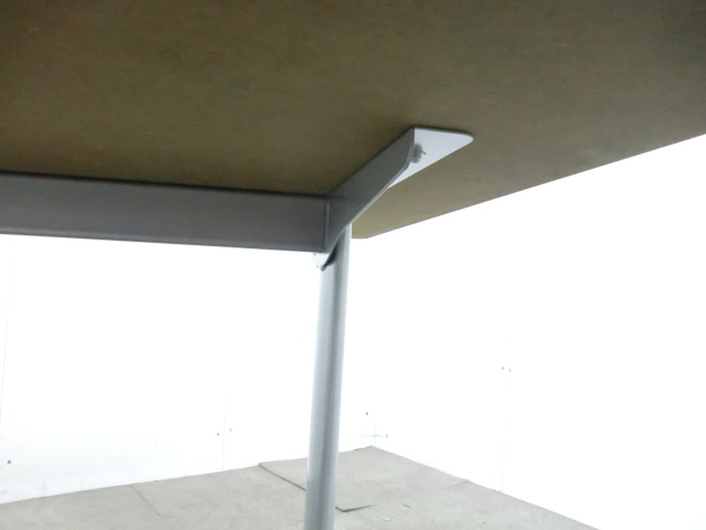 オカムラ / 木目調 / 【中古】 会議テーブル