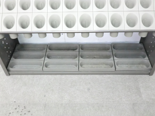 傘立て / グレー / 【中古】 36人用