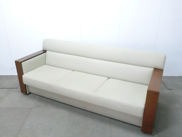 オカムラ / ベージュ / 【中古】 ３人掛けソファ