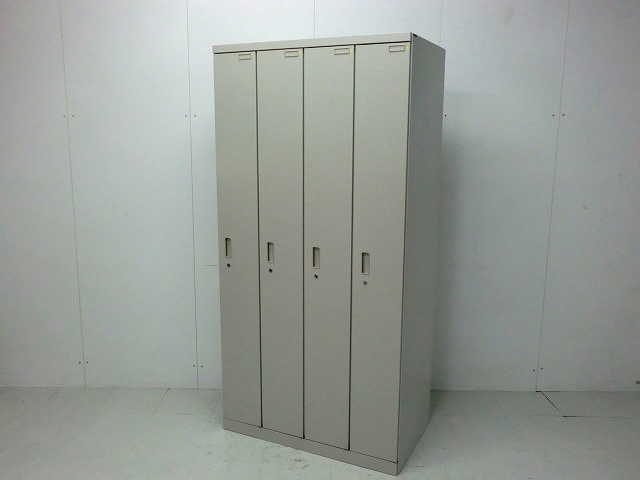 イトーキ / ニューグレー 【中古】4人用ロッカー