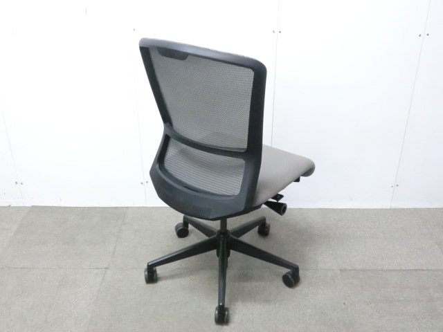 ウチダ/エルフィ / グレー / 【中古】 OAチェア肘無し