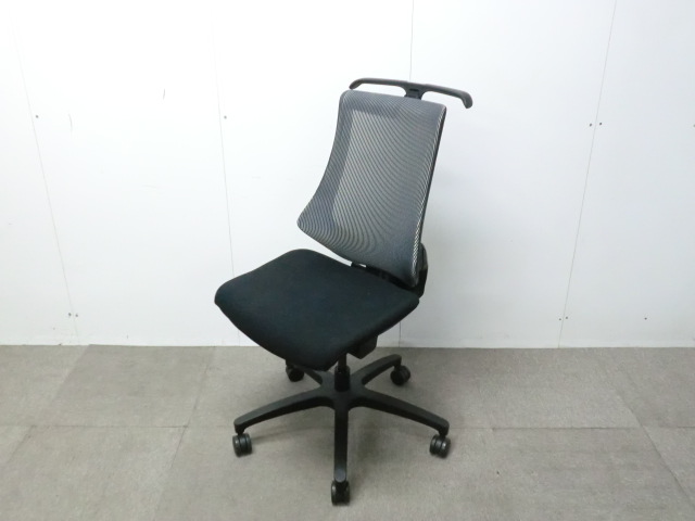イトーキ/エフ / ブラック / 【中古】 OAチェア肘無し