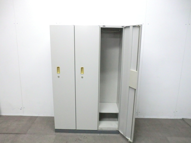 ウチダ / ニューグレー / 【中古】 3人用ロッカー