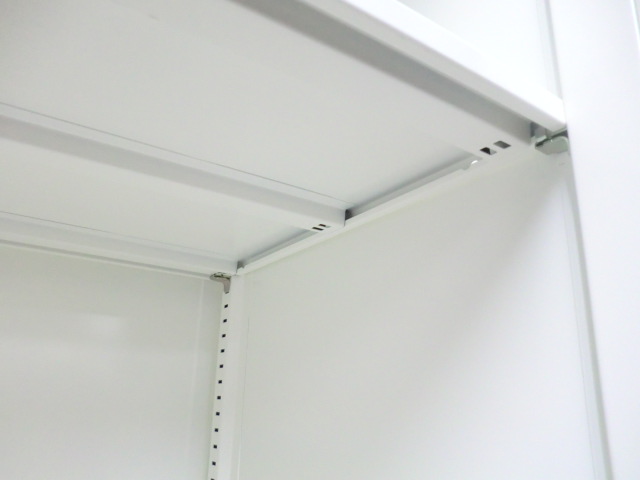 オカムラ/レクトライン/ホワイト/【中古】両開きキャビネット