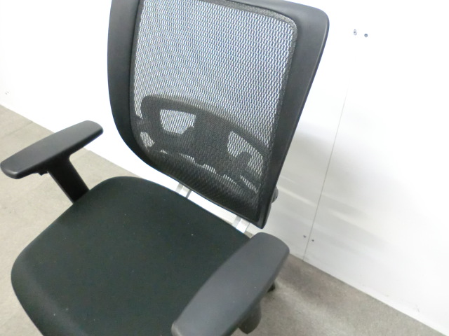 TOYOSTEEEL/ブラック / 【中古】 OAチェア肘有