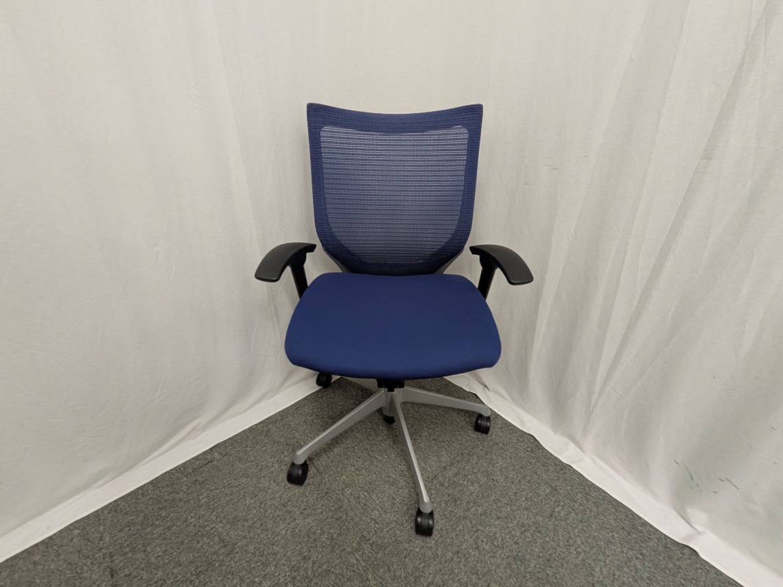 オカムラ バロン ブルー 【中古】 OAチェア肘有