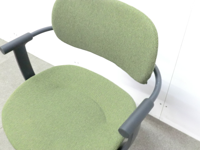イトーキ / グリーン / 【中古】 ミーティングチェア