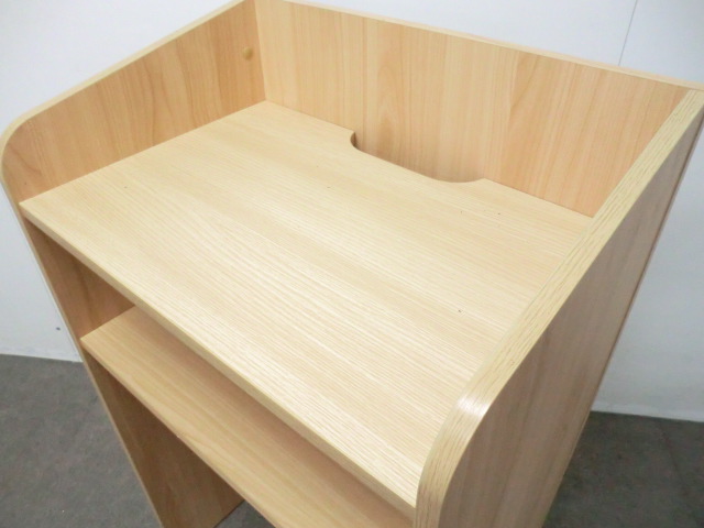 演台 / 木目調 / 【中古】