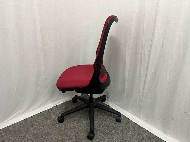 ライオン / レッド / ライド No3565F 【中古】OAチェア肘無し