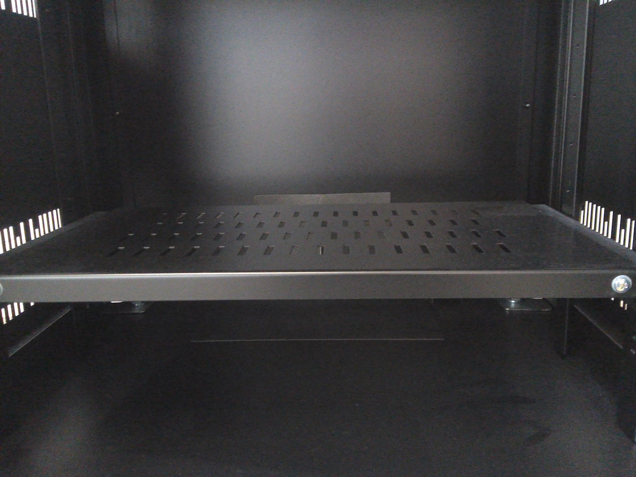 ブラック/サーバーラック/【中古】