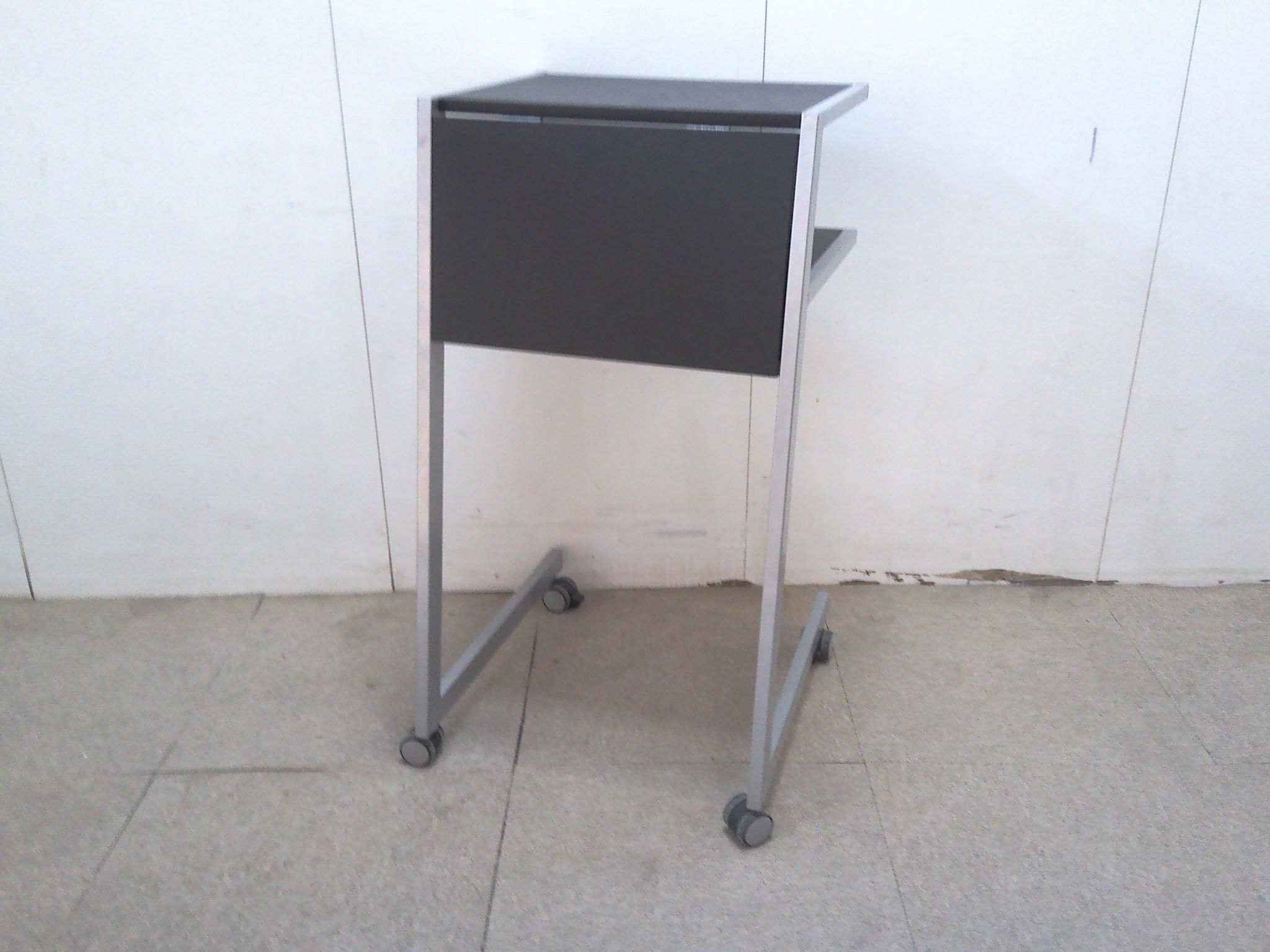 ブラック/プロジェクター台/【中古】