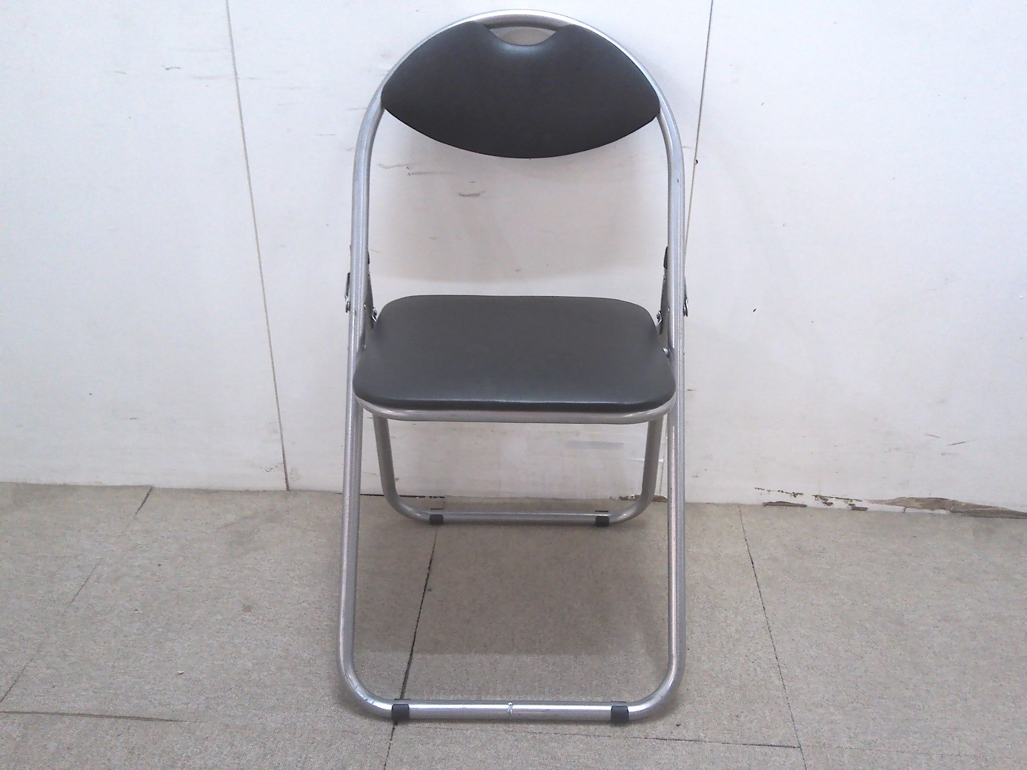 ブラック/折り畳みチェア/【中古】