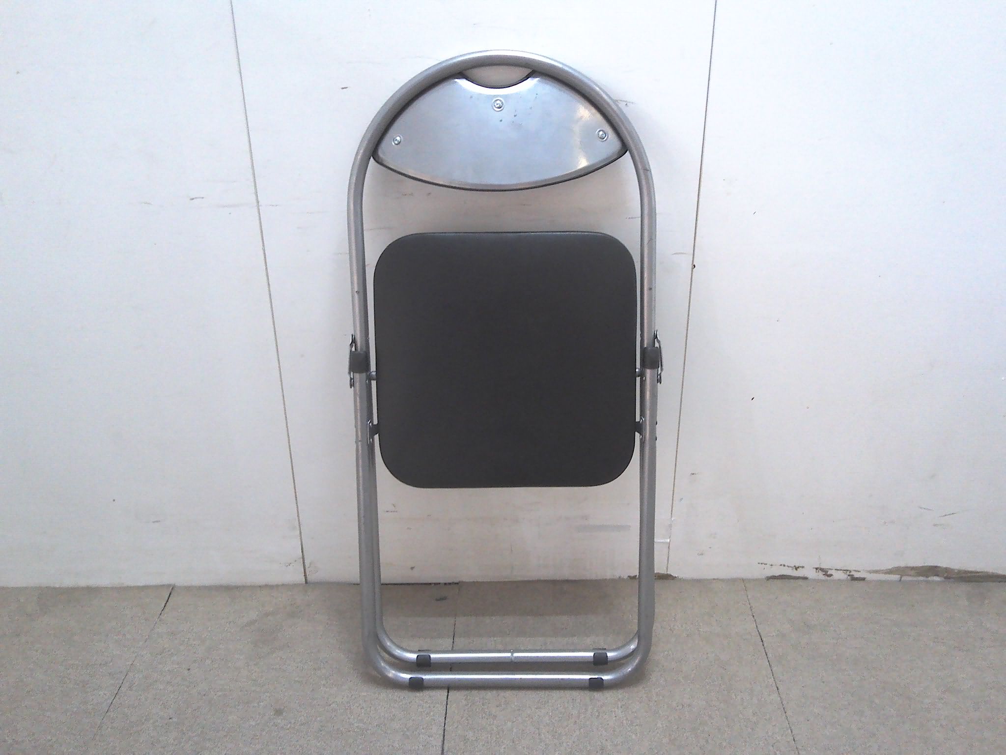 ブラック/折り畳みチェア/【中古】